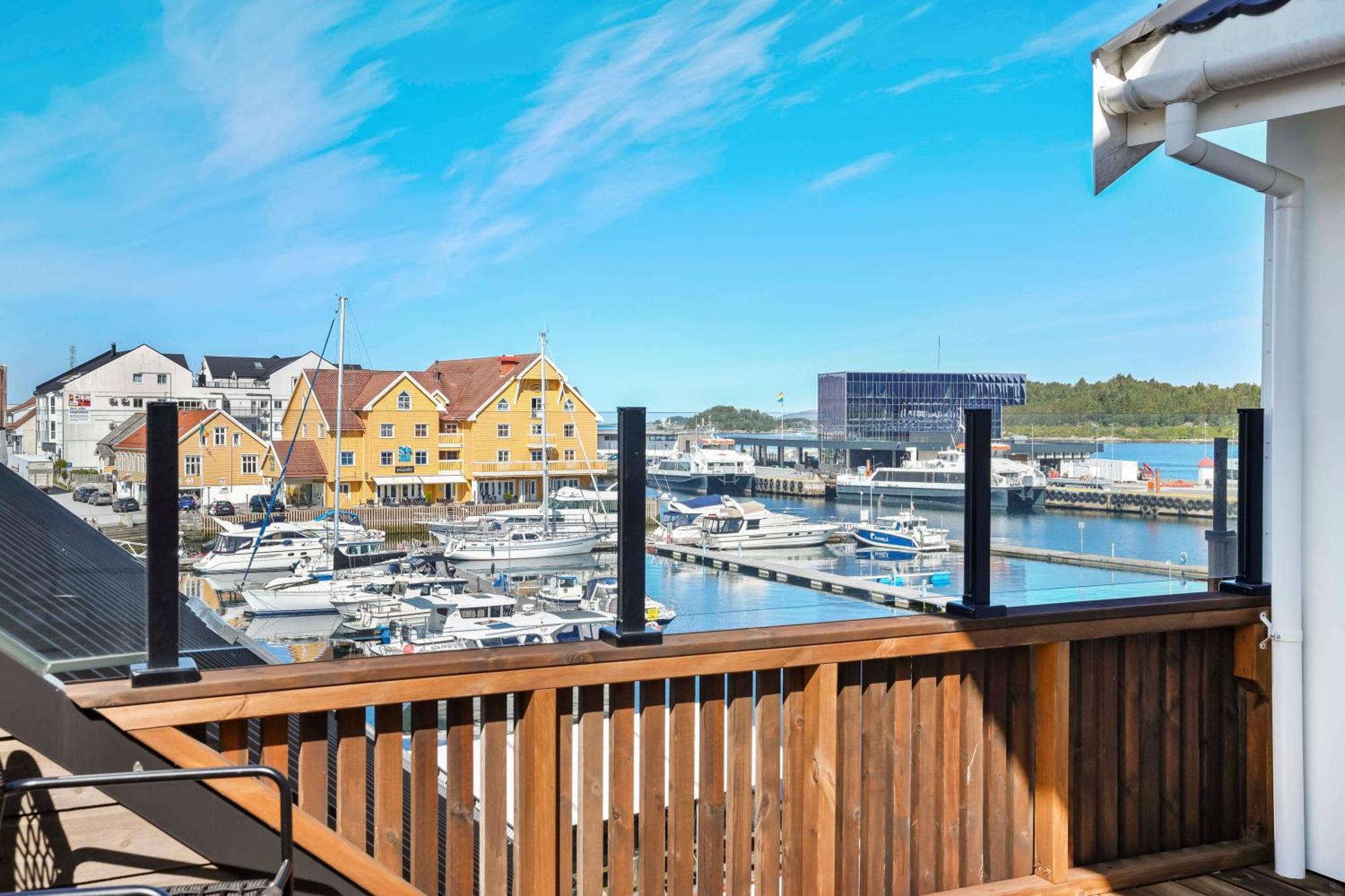 Floro Apartments Hotell Exterior foto