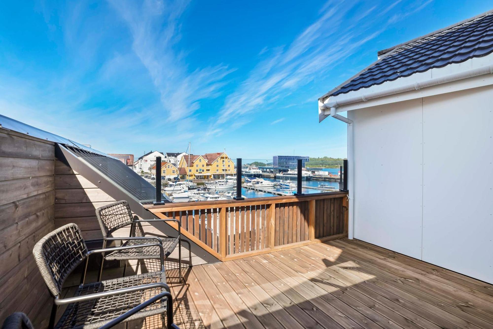 Floro Apartments Hotell Exterior foto
